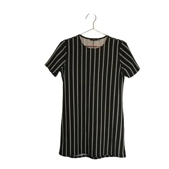 Boohoo Black and White Striped Shift Dress size 4 - Picture 2 of 8